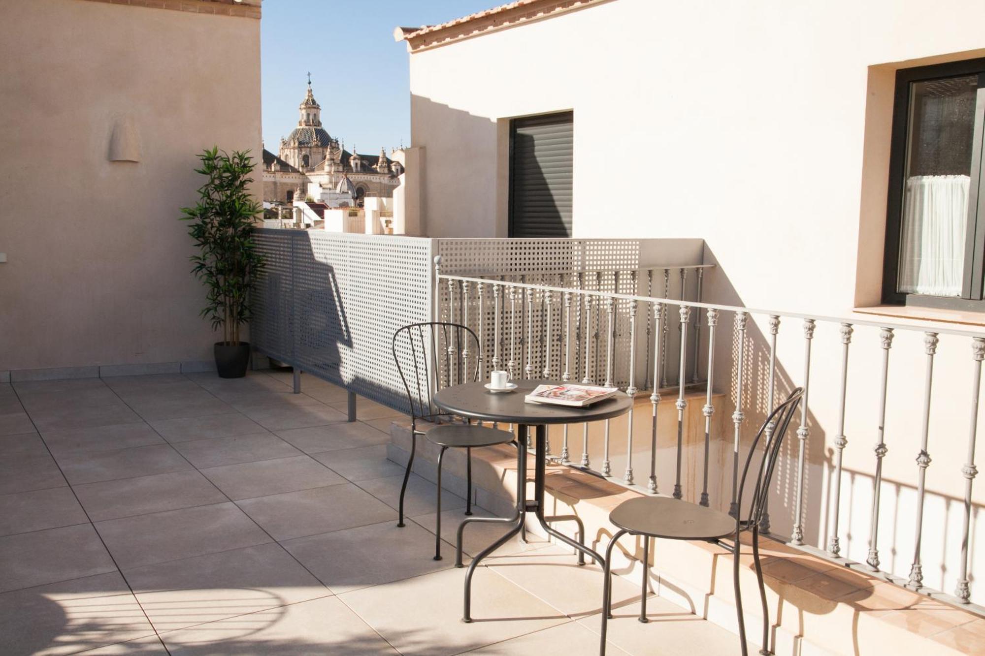 Isg Apartments Cedaceros 12 Sevilla Eksteriør billede