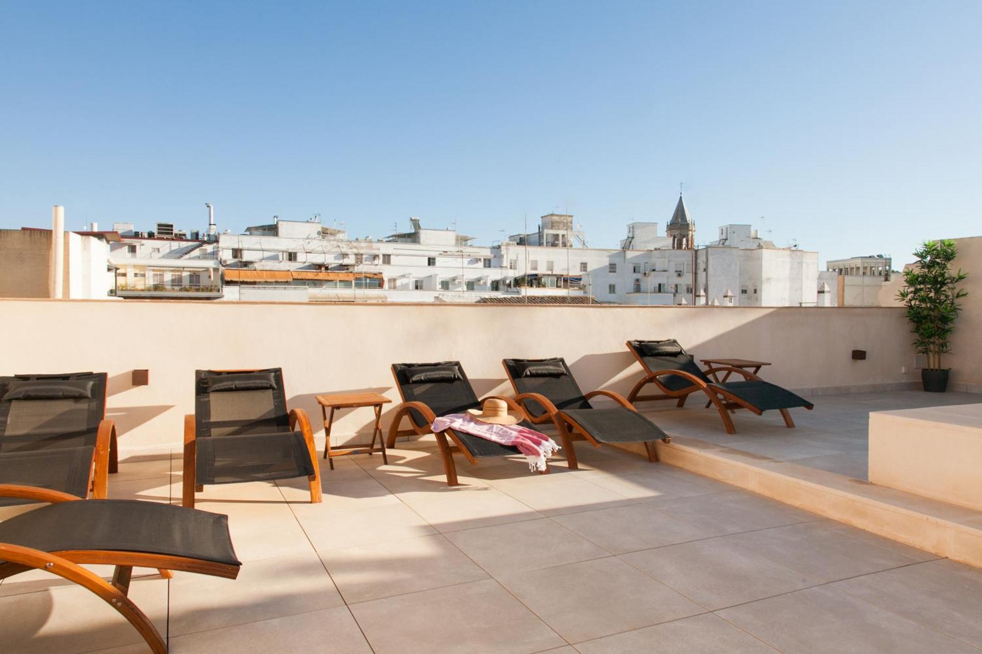 Isg Apartments Cedaceros 12 Sevilla Eksteriør billede